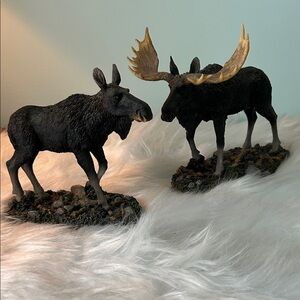 Black Moose Figurines